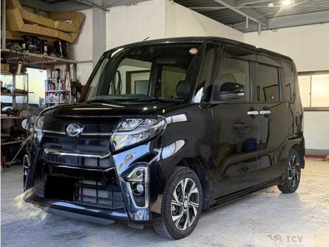 2020 Daihatsu Tanto Custom