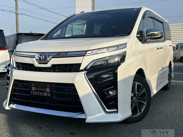 2021 Toyota Voxy