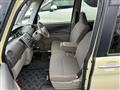 2011 Daihatsu Tanto