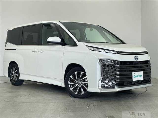 2025 Toyota Voxy