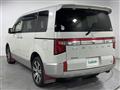 2020 Mitsubishi Delica D5