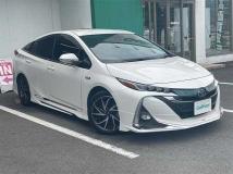 2019 Toyota Prius PHV