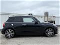 2022 BMW MINI