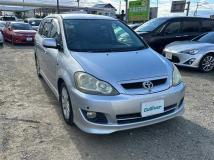 2004 Toyota Ipsum