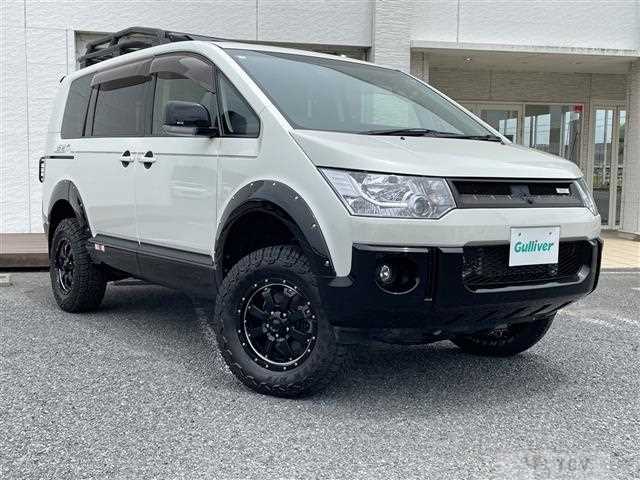 2017 Mitsubishi Delica D5