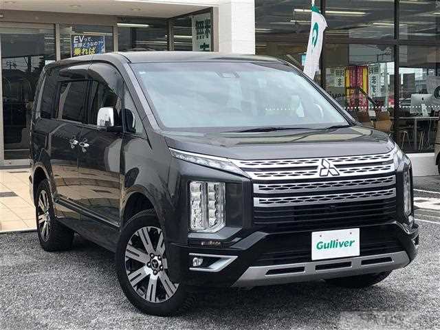 2020 Mitsubishi Delica D5
