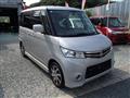 2011 Nissan ROOX