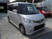 2011 Nissan ROOX