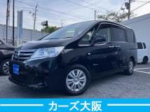 2013 Nissan Serena