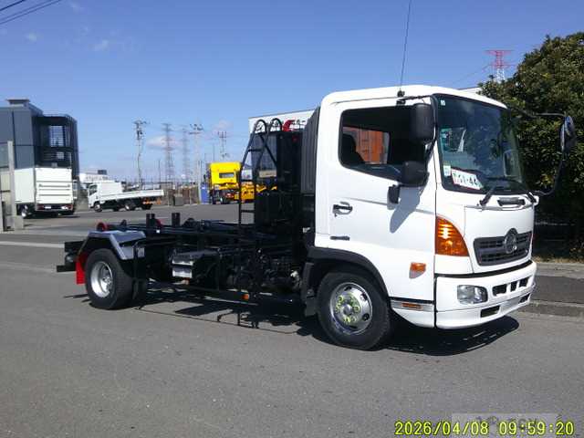 2016 Hino Hino Others