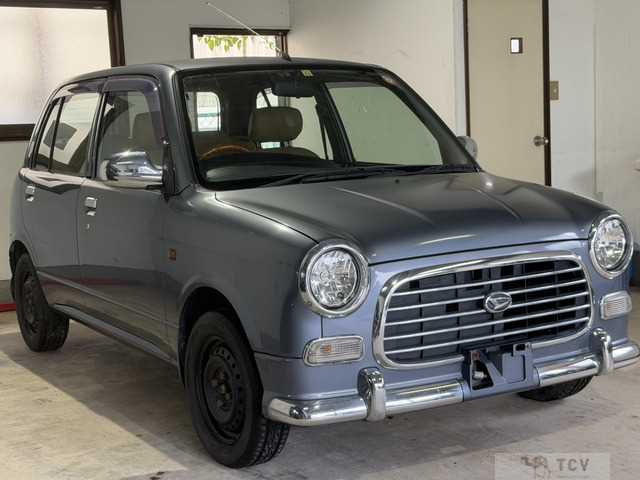 2004 Daihatsu Miragino