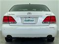 2004 Toyota Crown Royal Series