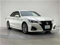 2015 Toyota Crown Hybrid