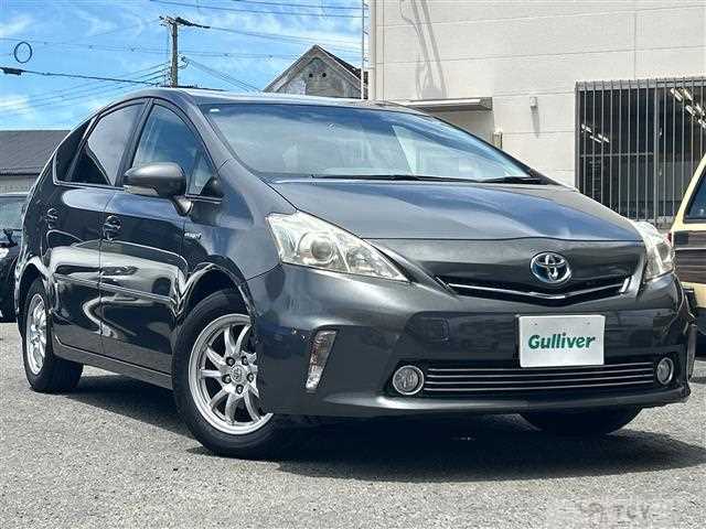 2013 Toyota PRIUS α