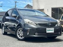 2013 Toyota PRIUS α