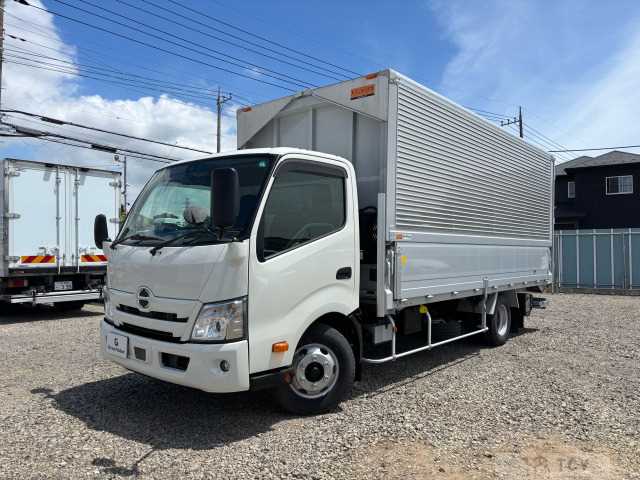 2024 Hino Dutro