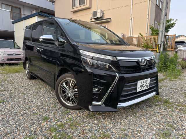 2018 Toyota Voxy