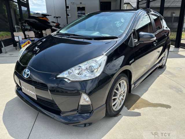 2013 Toyota AQUA