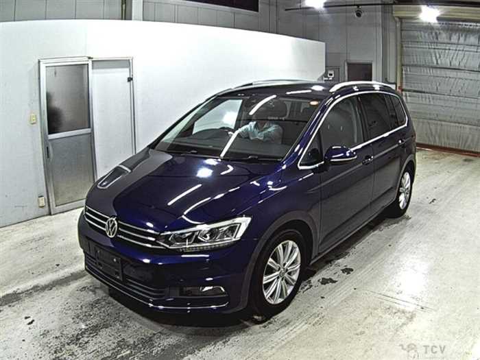 2019 Volkswagen Golf Touran