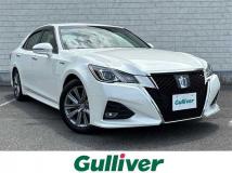 2017 Toyota Crown Hybrid