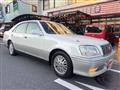 2000 Toyota Crown