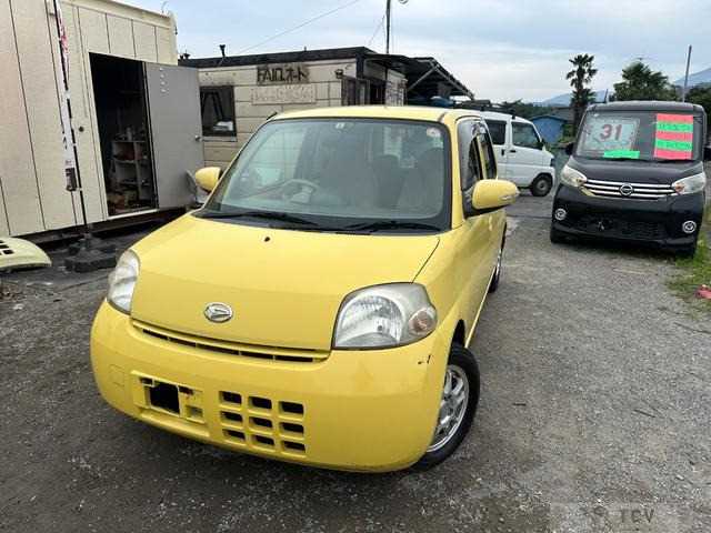 2009 Daihatsu Esse