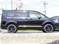 2017 Mitsubishi Delica D5