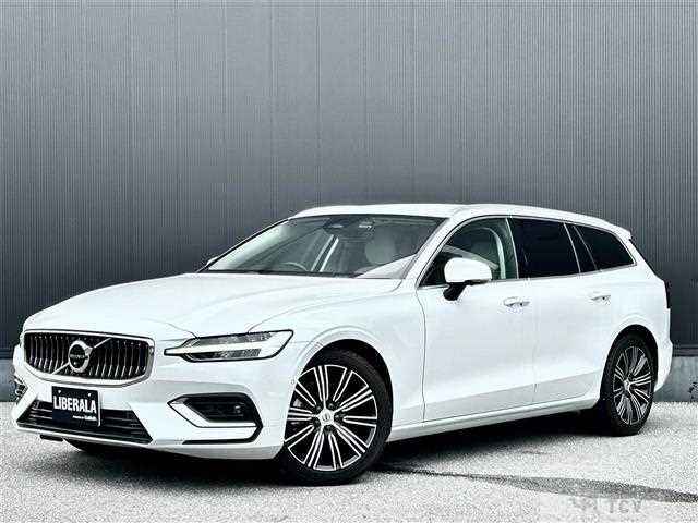 2022 Volvo V60