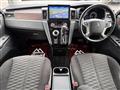 2019 Mitsubishi Delica D5