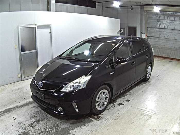 2012 Toyota PRIUS α