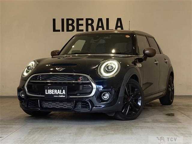 2021 BMW MINI