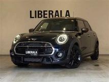2021 BMW MINI