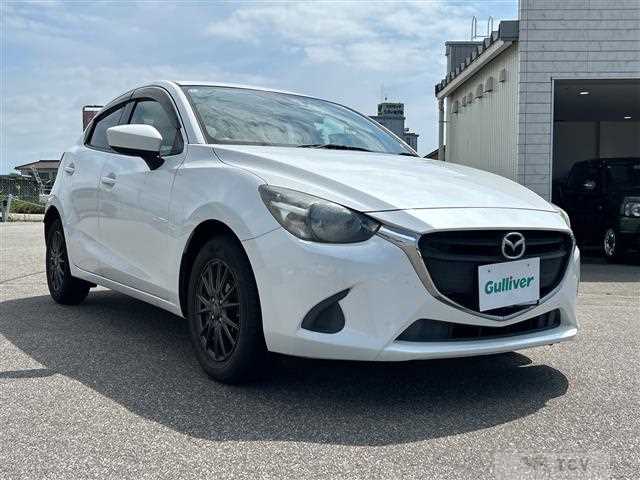 2016 Mazda Demio