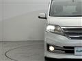 2011 Nissan Serena