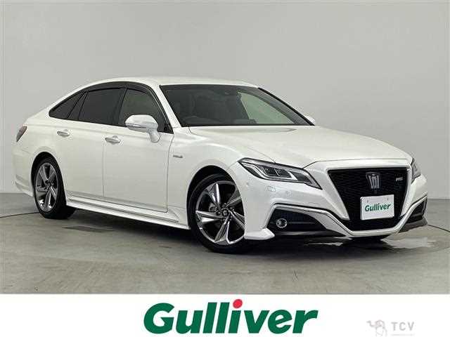2019 Toyota Crown Hybrid