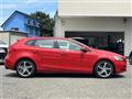 2016 Volvo V40