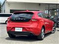 2016 Volvo V40