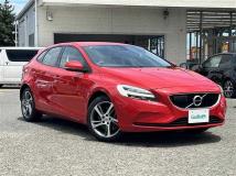 2016 Volvo V40