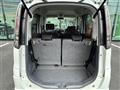 2010 Nissan ROOX