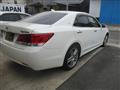 2016 Toyota Crown