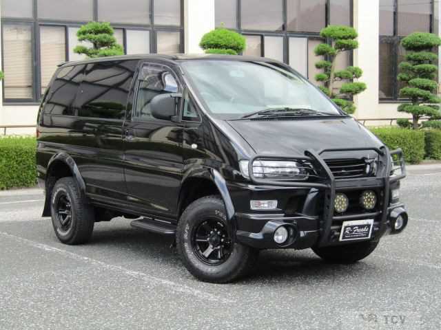 2004 Mitsubishi Delica Spacegear