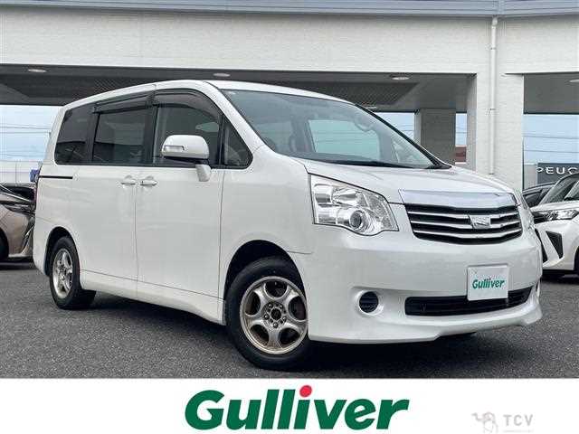 2013 Toyota Noah