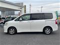 2013 Toyota Noah