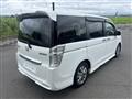 2013 Honda Step WGN