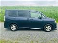 2007 Toyota Voxy