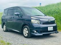 2007 Toyota Voxy