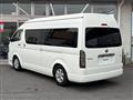 2015 Toyota Hiace Commuter