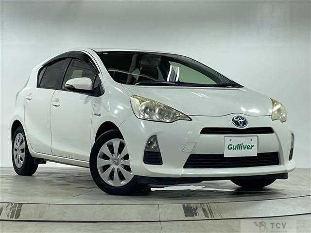2013 Toyota AQUA