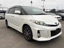 2013 Toyota Estima Hybrid