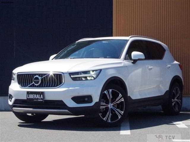 2021 Volvo XC40